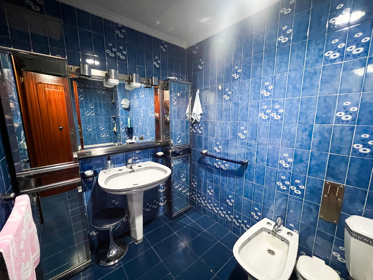 Se vende Adosada de 5 dormitorios en Costa Blanca, Alicante, España