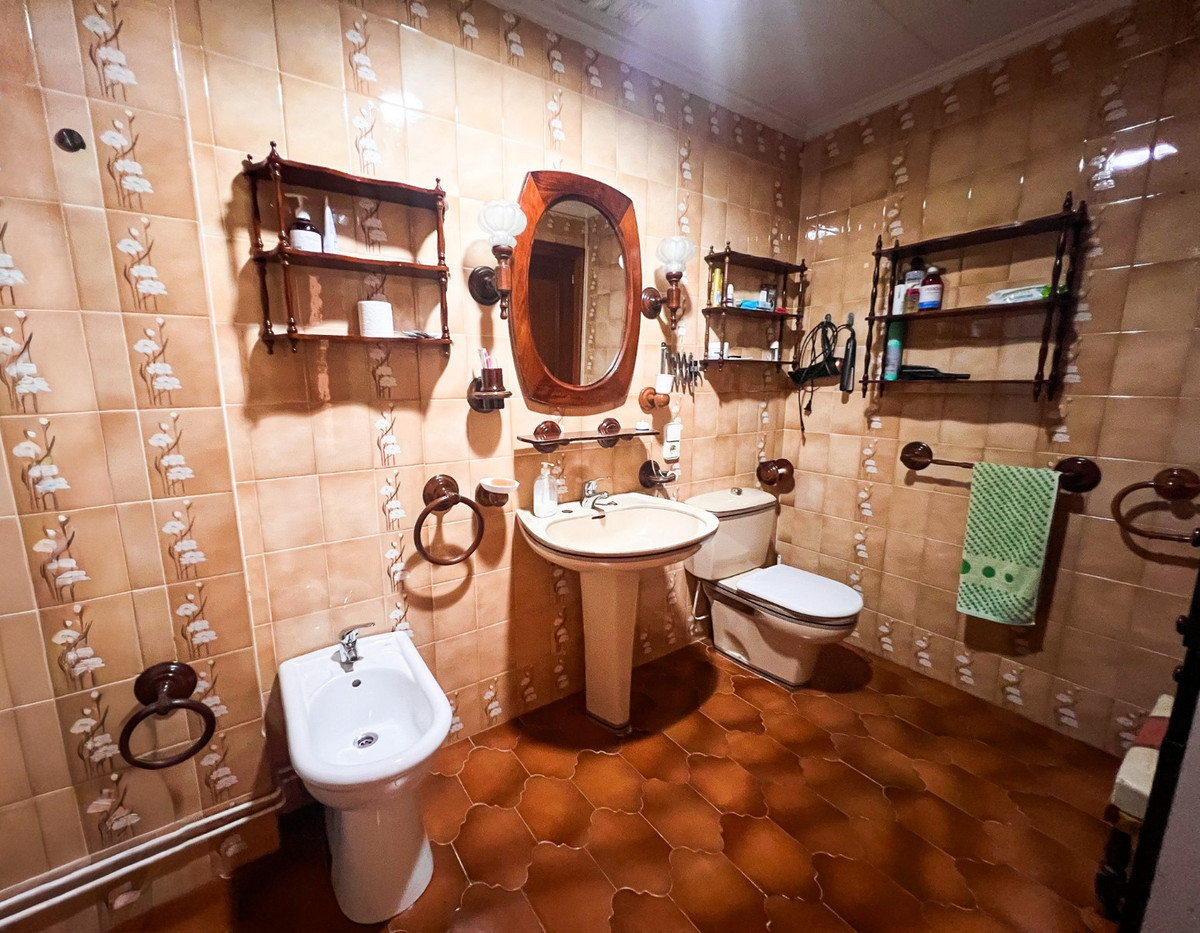 Se vende Adosada de 5 dormitorios en Costa Blanca, Alicante, España