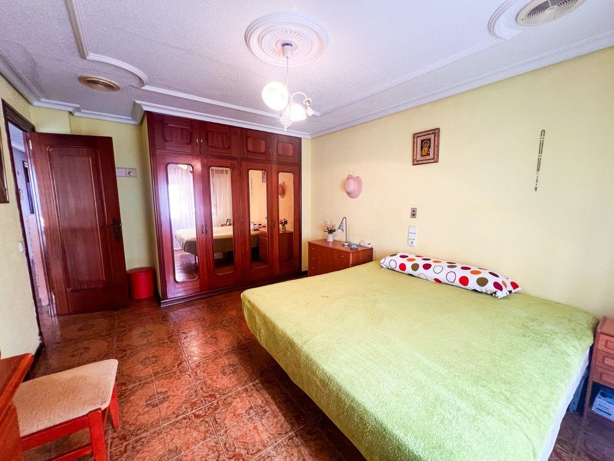 Se vende Adosada de 5 dormitorios en Costa Blanca, Alicante, España