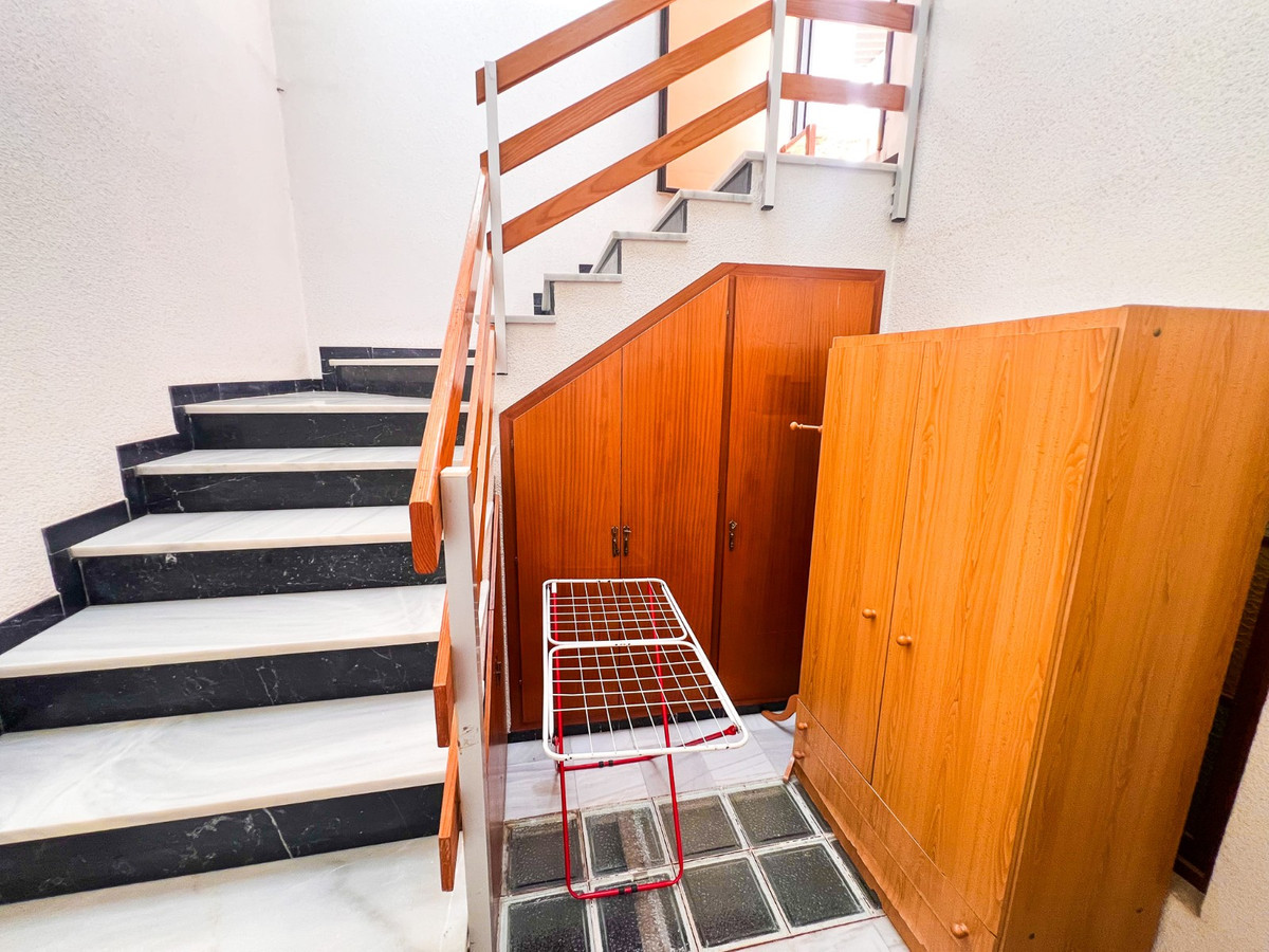 Se vende Adosada de 5 dormitorios en Costa Blanca, Alicante, España