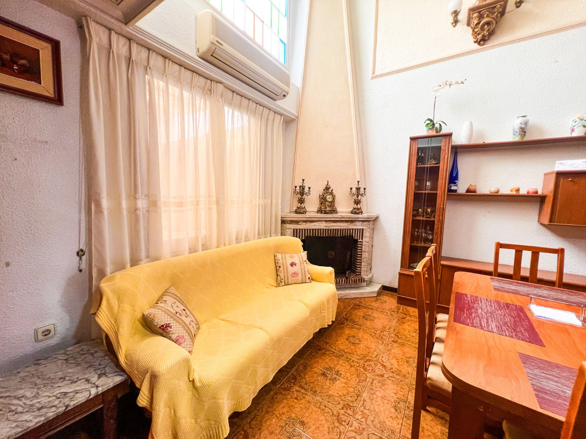 Se vende Adosada de 5 dormitorios en Costa Blanca, Alicante, España