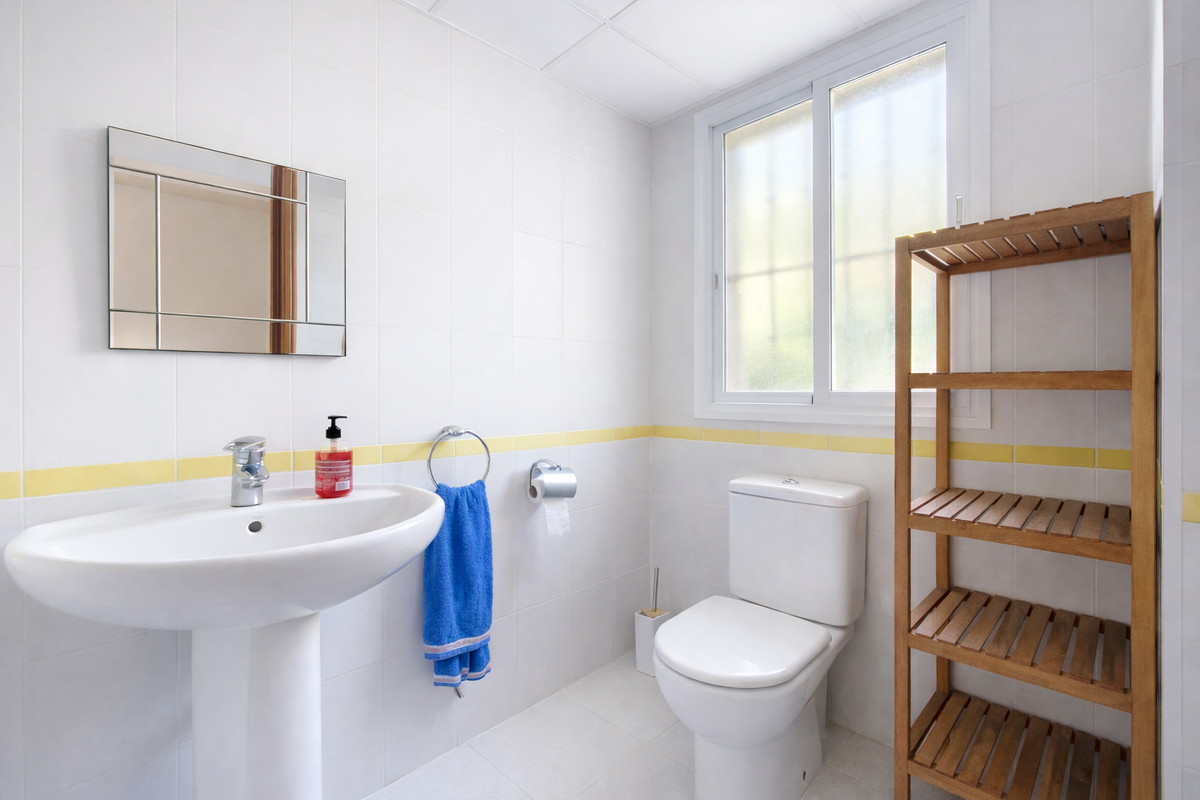 Se vende Adosada de 3 dormitorios en Costa Del Sol, Málaga, España