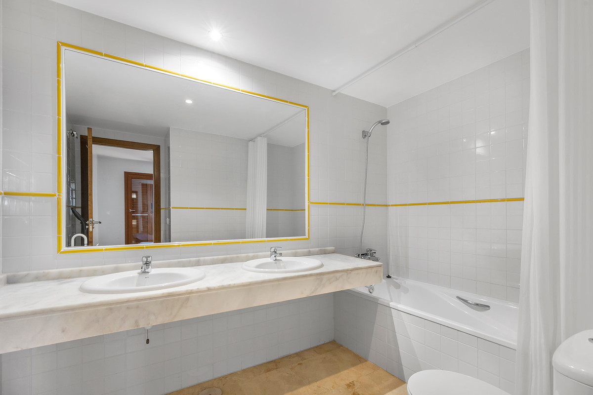 2 Bed Apartment for sale in Punta Prima Costa Blanca, Alicante, Spain