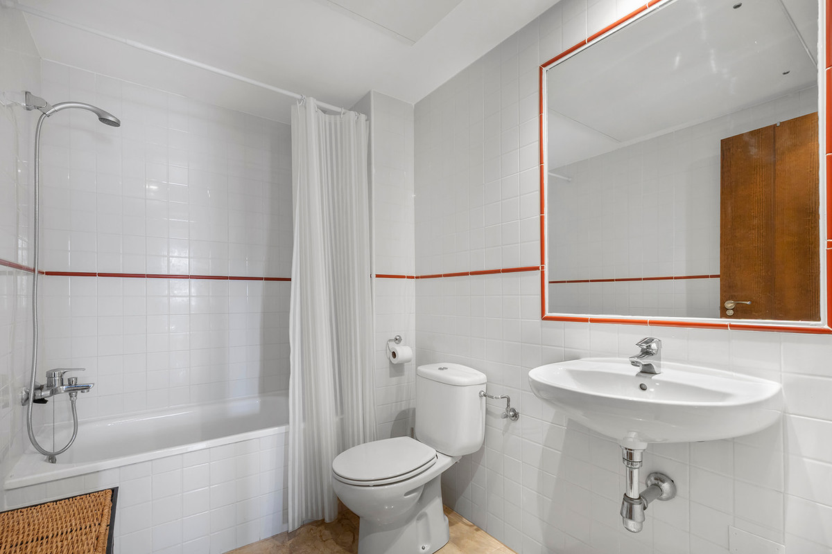 2 Bed Apartment for sale in Punta Prima Costa Blanca, Alicante, Spain