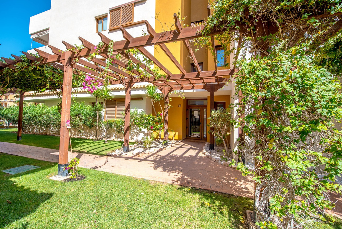 2 Bed Apartment for sale in Punta Prima Costa Blanca, Alicante, Spain