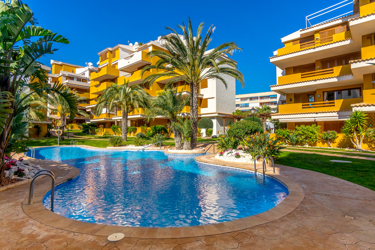 2 Bed Apartment for sale in Punta Prima Costa Blanca, Alicante, Spain