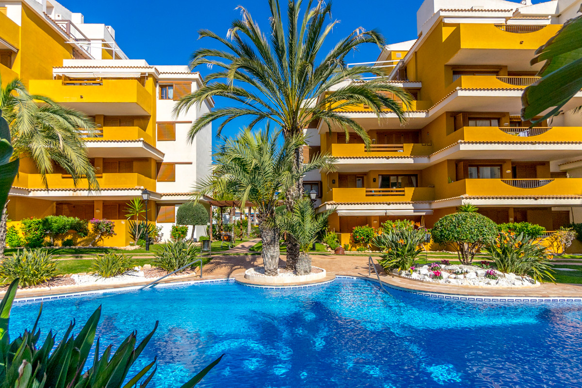 2 Bed Apartment for sale in Punta Prima Costa Blanca, Alicante, Spain
