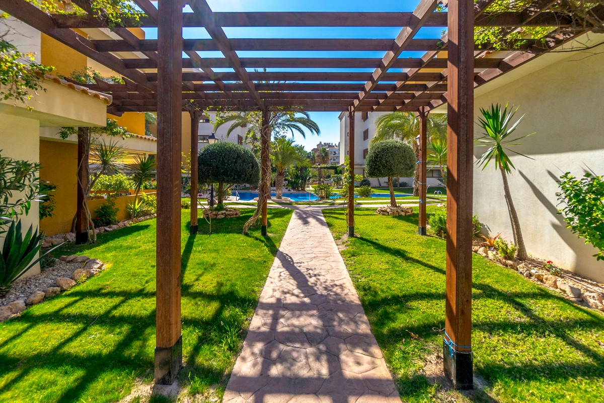 2 Bed Apartment for sale in Punta Prima Costa Blanca, Alicante, Spain