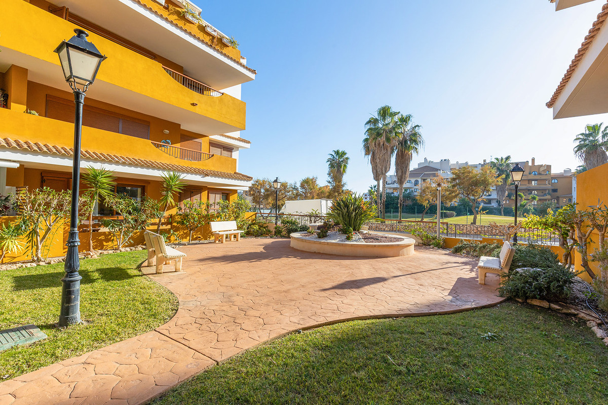 2 Bed Apartment for sale in Punta Prima Costa Blanca, Alicante, Spain