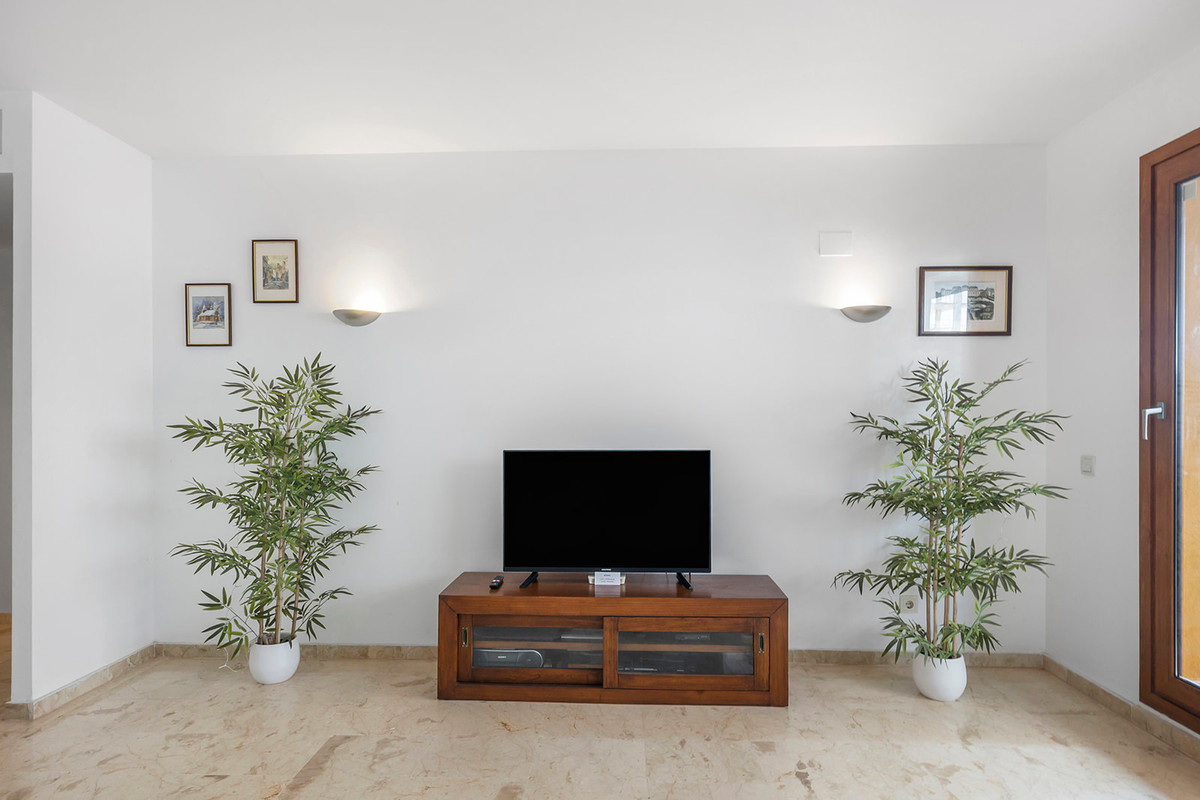 2 Bed Apartment for sale in Punta Prima Costa Blanca, Alicante, Spain
