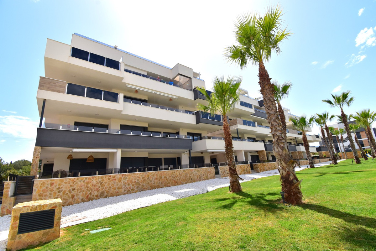 Se vende Apartamento Planta Media de 2 dormitorios en Costa Blanca, Alicante, España