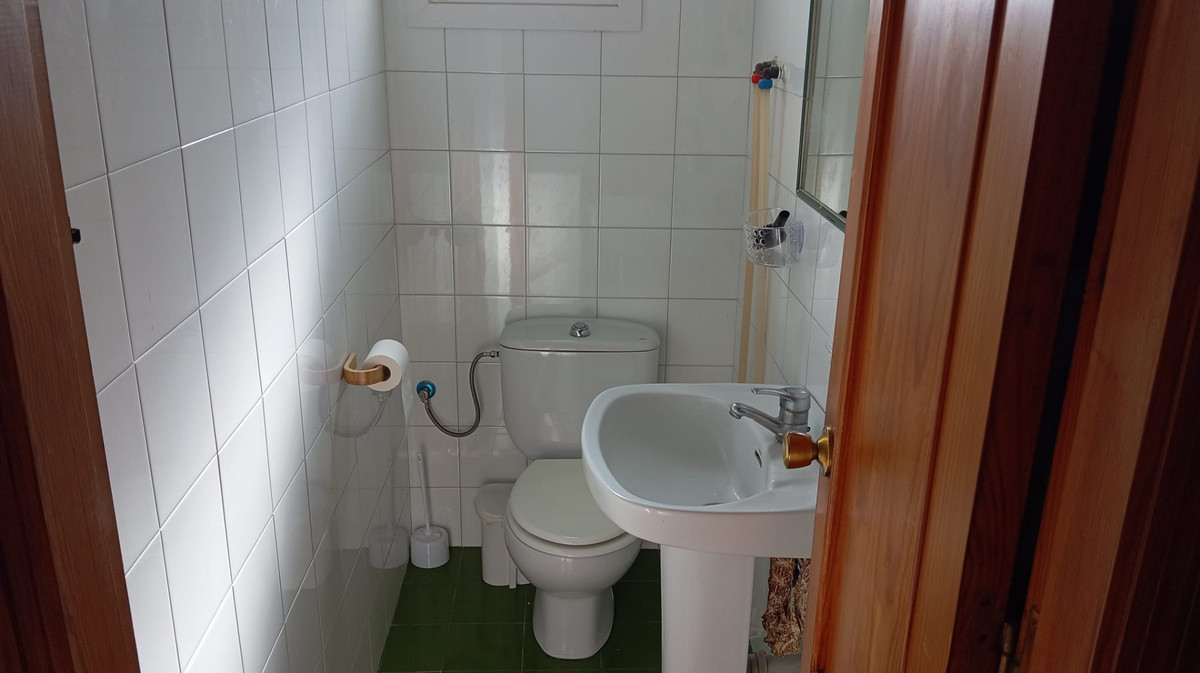 4 Bed Townhouse for sale in Manilva Costa Del Sol, Málaga, Spain