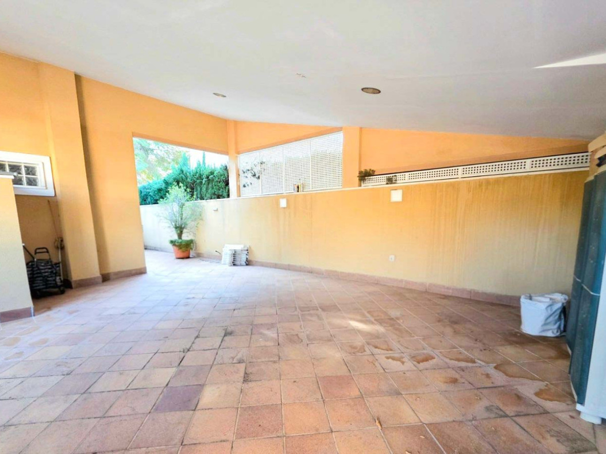 Se vende Villa - Chalet de 5 dormitorios en Costa Blanca, Alicante, España