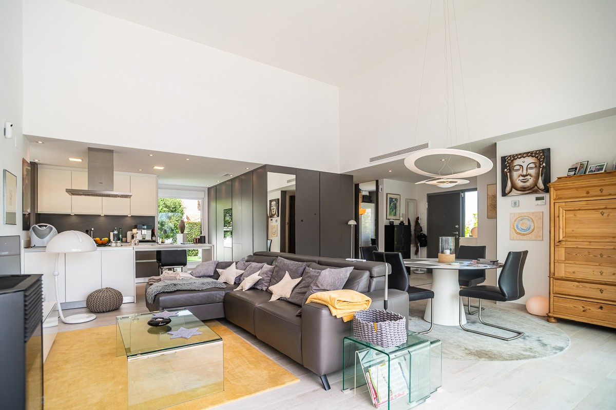 Se vende Villa - Chalet de 3 dormitorios en Costa Blanca, Alicante, España