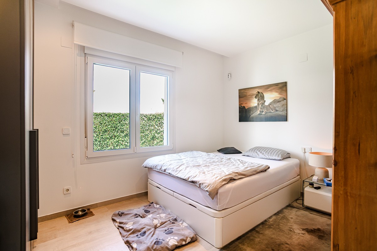 Se vende Villa - Chalet de 3 dormitorios en Costa Blanca, Alicante, España