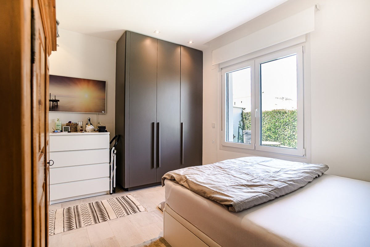 Se vende Villa - Chalet de 3 dormitorios en Costa Blanca, Alicante, España