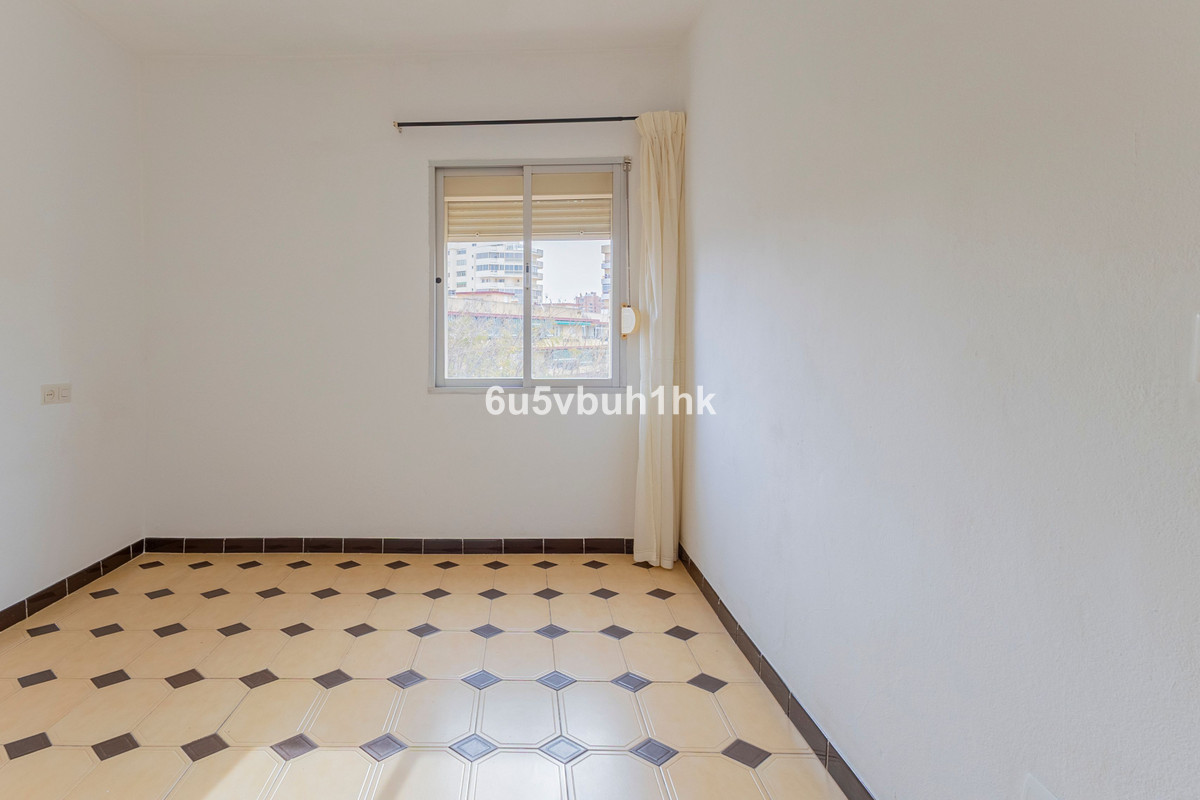 Se vende Apartamento Planta Baja de 3 dormitorios en Costa Del Sol, Málaga, España
