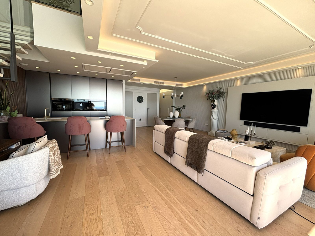 3 Bed Apartment for sale in Benalmadena Costa Del Sol, Málaga, Spain