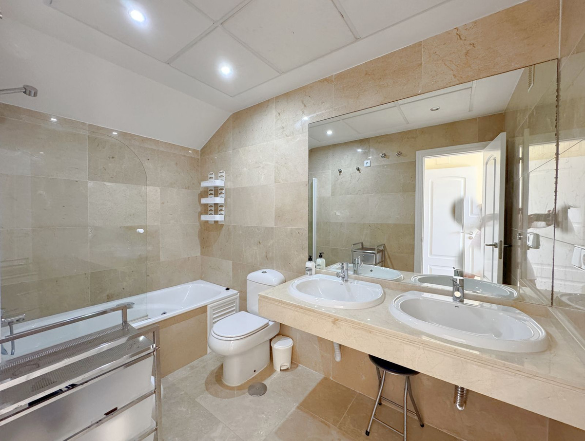 Se vende Ático de 3 dormitorios en Costa Del Sol, Málaga, España