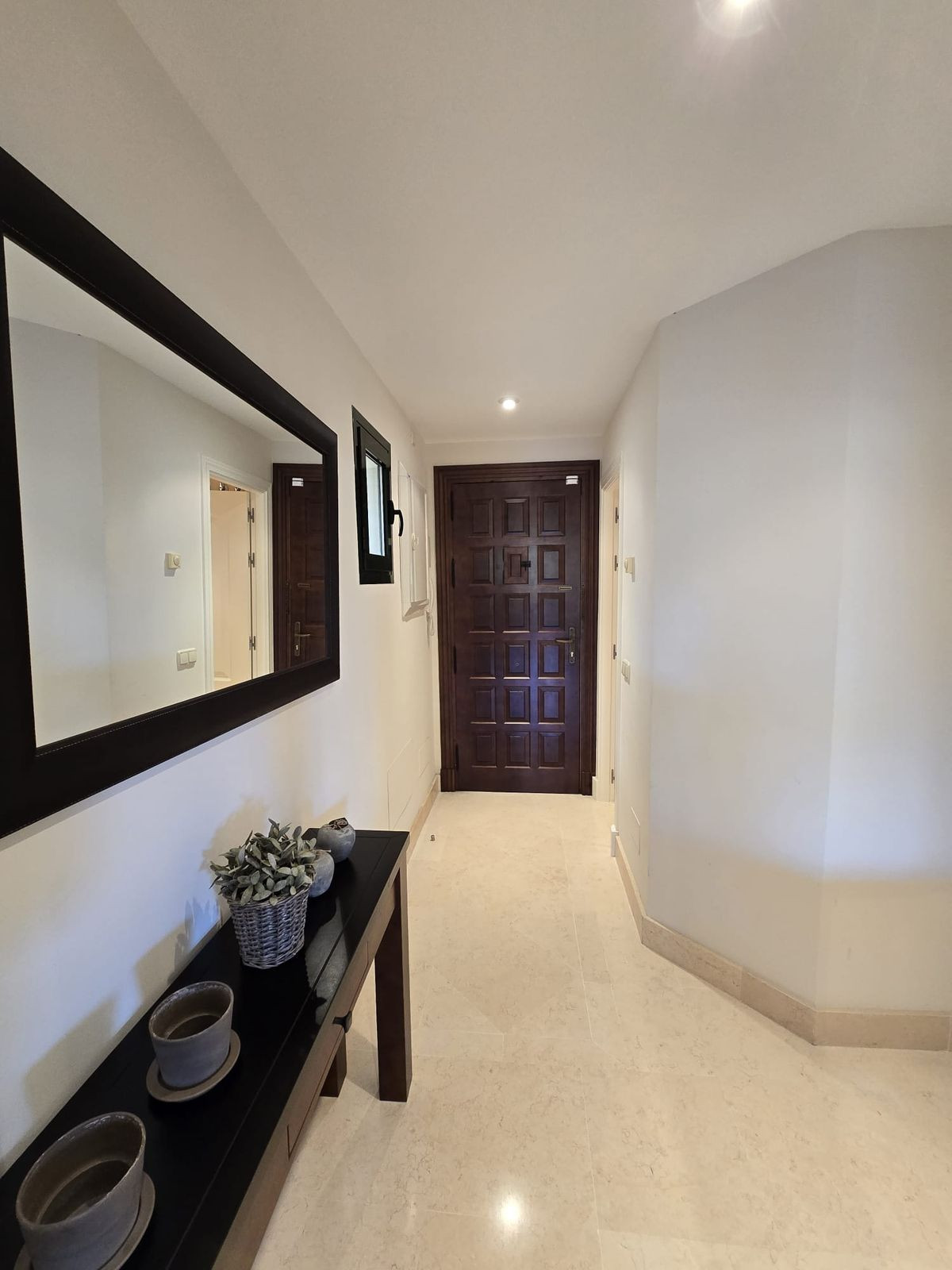 2 Bed Apartment for sale in Benahavís Costa Del Sol, Málaga, Spain