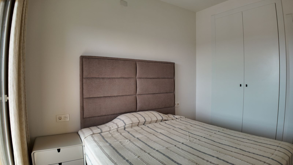 3 Bed Apartment for sale in San Pedro De Alcántara Costa Del Sol, Málaga, Spain
