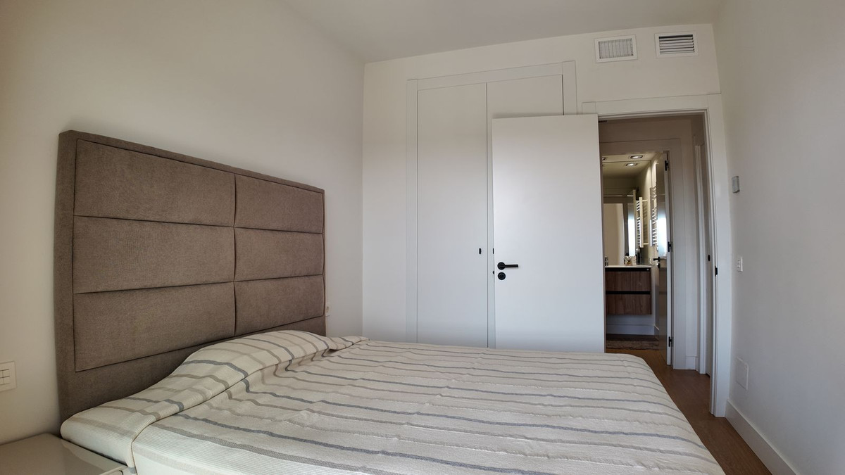 3 Bed Apartment for sale in San Pedro De Alcántara Costa Del Sol, Málaga, Spain