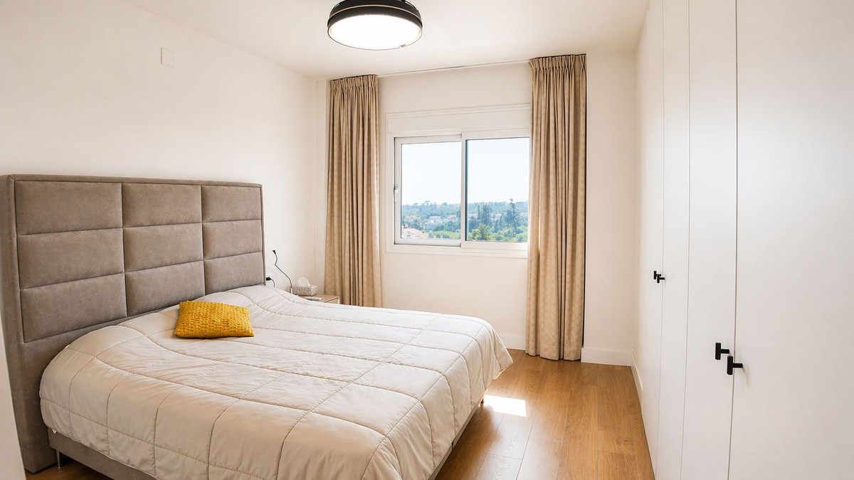3 Bed Apartment for sale in San Pedro De Alcántara Costa Del Sol, Málaga, Spain