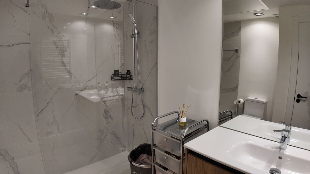 3 Bed Apartment for sale in San Pedro De Alcántara Costa Del Sol, Málaga, Spain