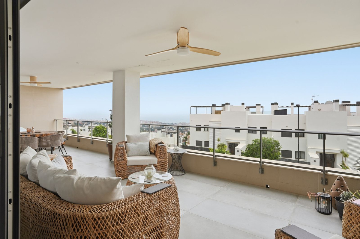 Se vende Apartamento Planta Media de 2 dormitorios en Costa Del Sol, Málaga, España