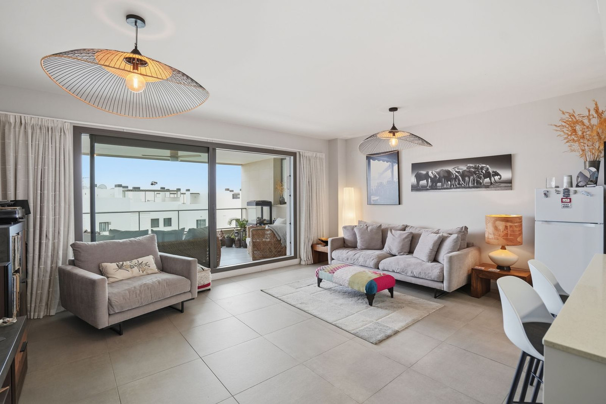 Se vende Apartamento Planta Media de 2 dormitorios en Costa Del Sol, Málaga, España