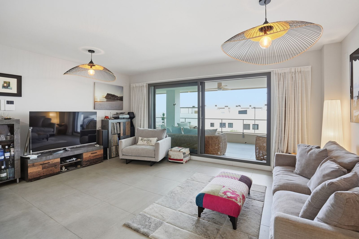 Se vende Apartamento Planta Media de 2 dormitorios en Costa Del Sol, Málaga, España