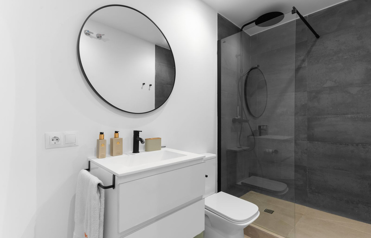 4 Bed Townhouse for sale in Torreblanca Costa Del Sol, Málaga, Spain