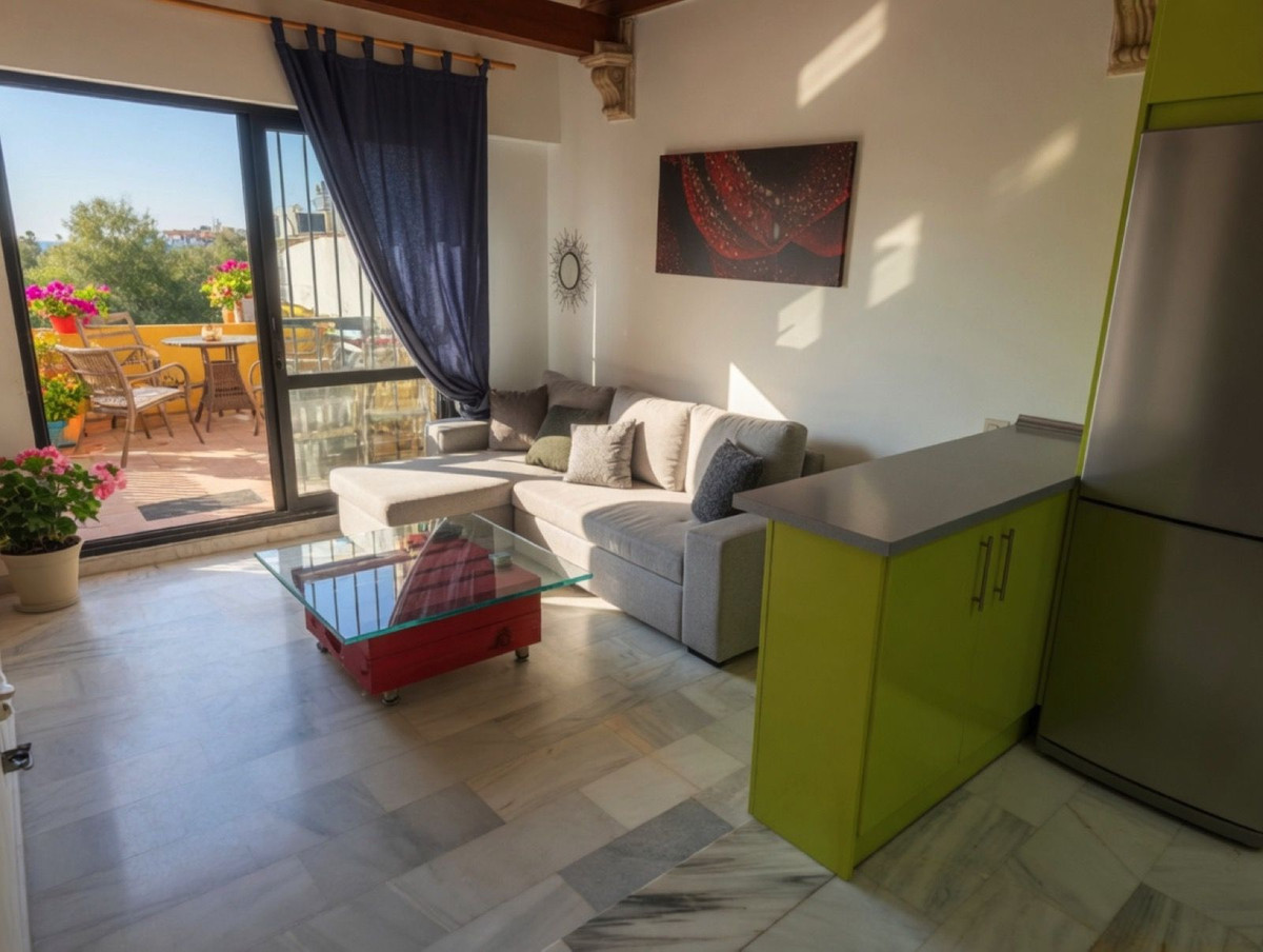 1 Bed Apartment for sale in Estepona Costa Del Sol, Málaga, Spain