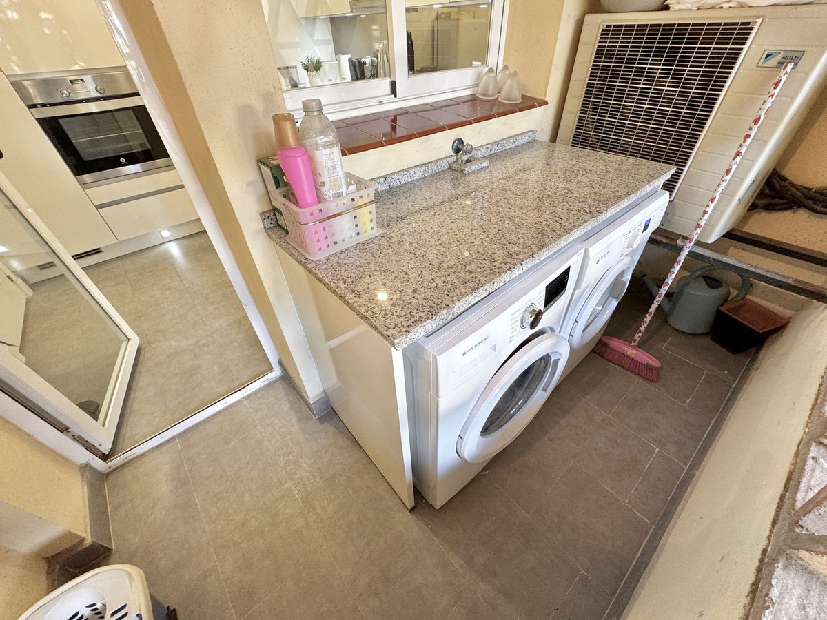 2 Bed Apartment for sale in Elviria Costa Del Sol, Málaga, Spain