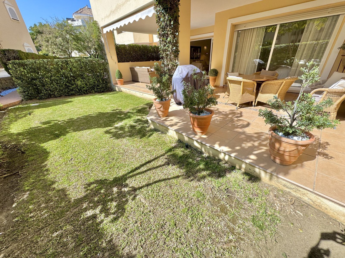2 Bed Apartment for sale in Elviria Costa Del Sol, Málaga, Spain
