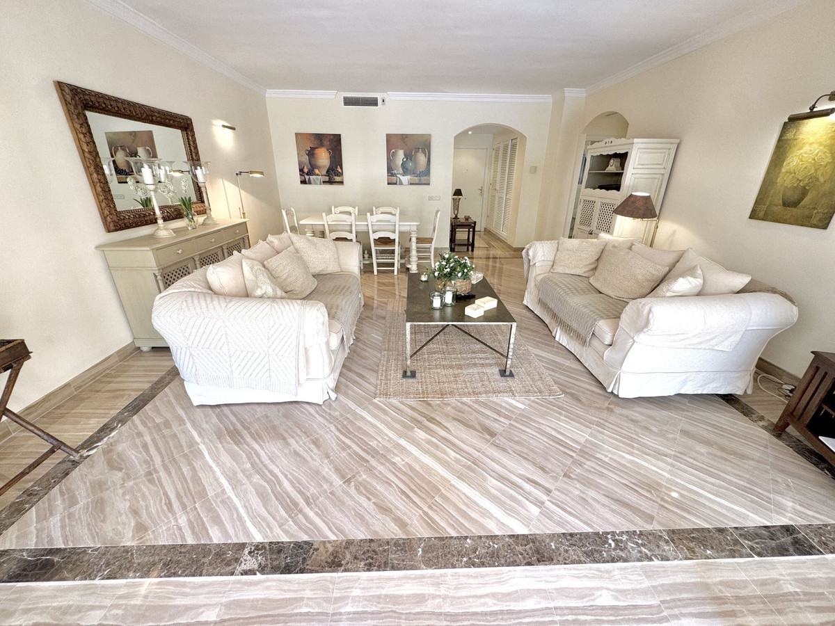 2 Bed Apartment for sale in Elviria Costa Del Sol, Málaga, Spain