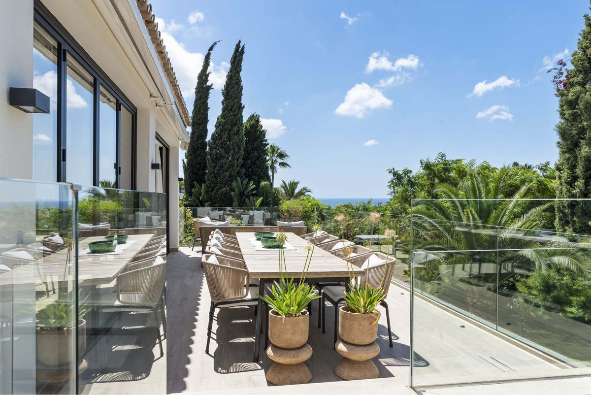 Se vende Villa - Chalet de 4 dormitorios en Costa Del Sol, Málaga, España