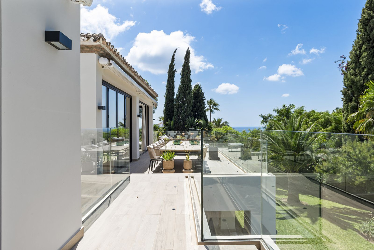 Se vende Villa - Chalet de 4 dormitorios en Costa Del Sol, Málaga, España
