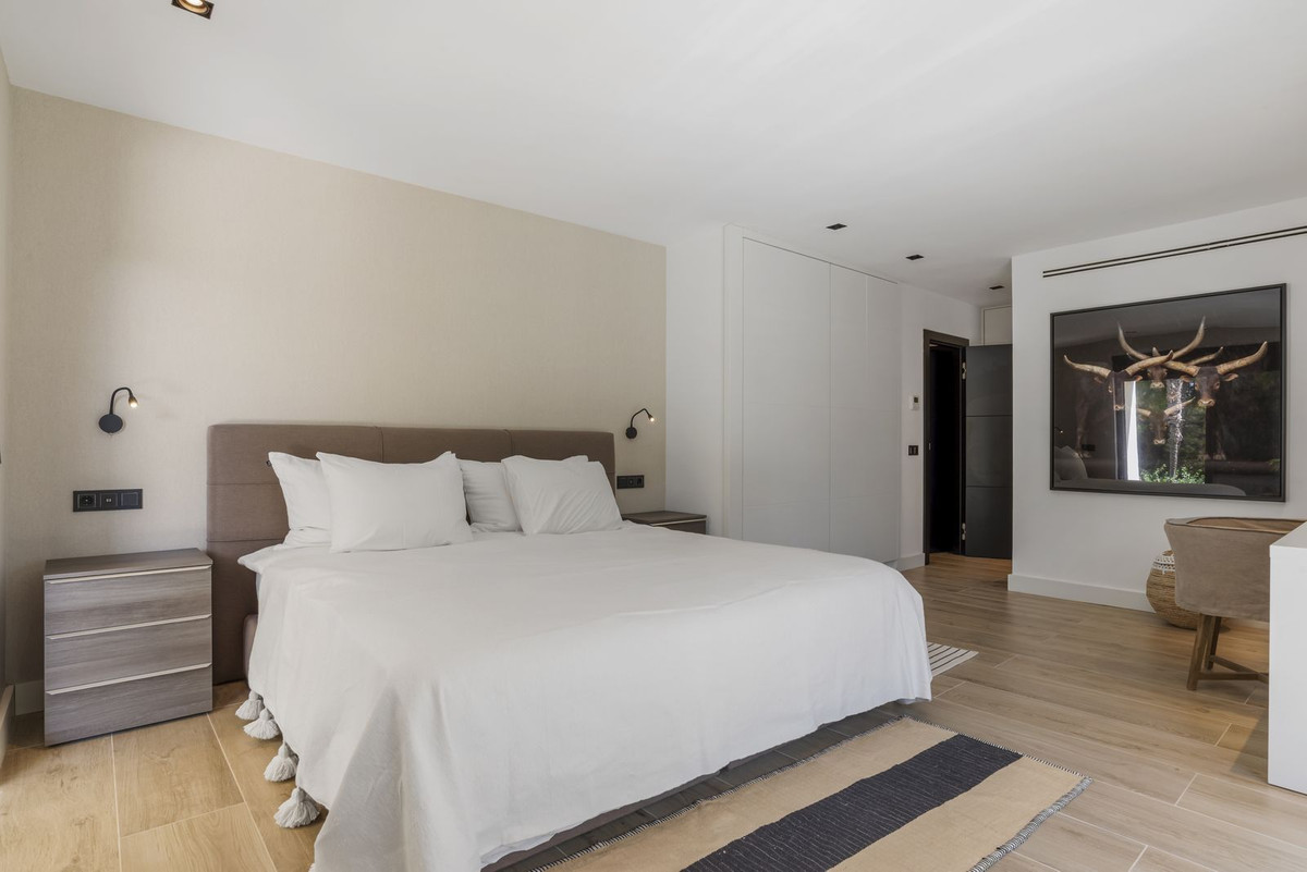 Se vende Villa - Chalet de 4 dormitorios en Costa Del Sol, Málaga, España