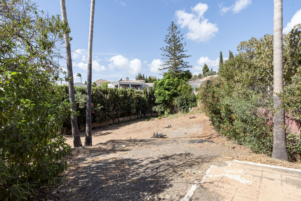 Se vende Villa - Chalet de 4 dormitorios en Costa Del Sol, Málaga, España