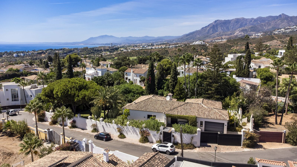Se vende Villa - Chalet de 4 dormitorios en Costa Del Sol, Málaga, España