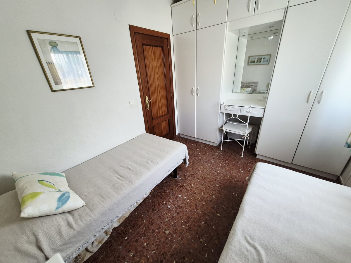 Se vende Apartamento Planta Media de 2 dormitorios en Costa Del Sol, Málaga, España