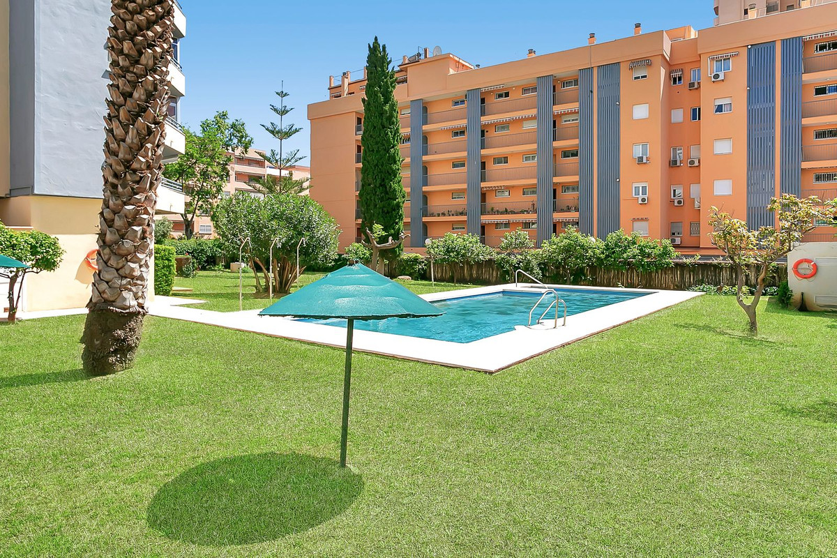 1 Bed Apartment for sale in Fuengirola Costa Del Sol, Málaga, Spain