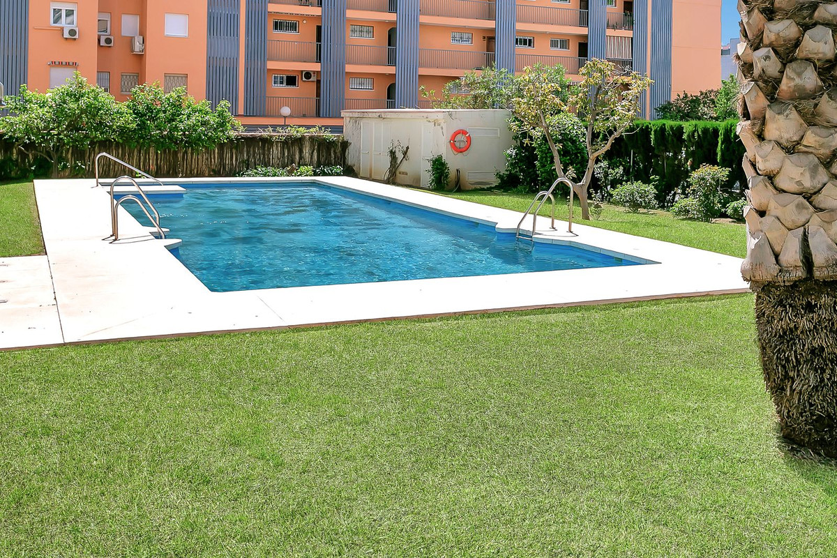 1 Bed Apartment for sale in Fuengirola Costa Del Sol, Málaga, Spain