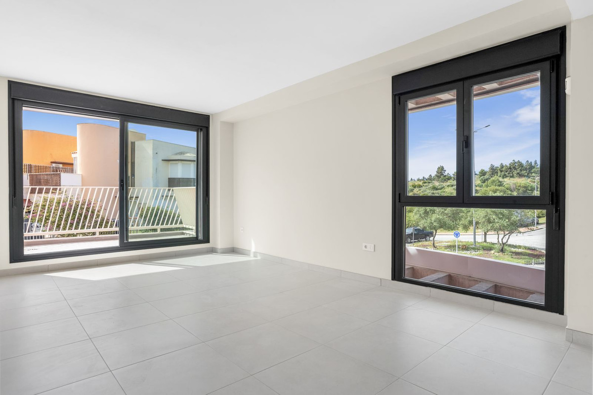 Se vende Apartamento Planta Media de 3 dormitorios en Costa Del Sol, Málaga, España