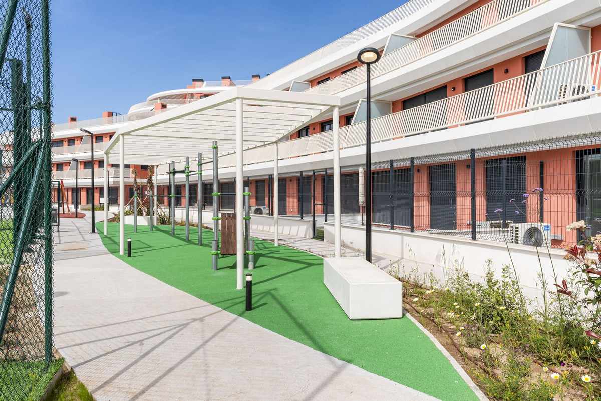 Se vende Apartamento Planta Media de 3 dormitorios en Costa Del Sol, Málaga, España