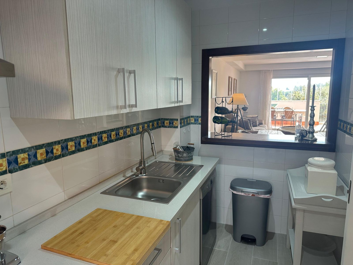 5 Bed Townhouse for sale in Cabopino Costa Del Sol, Málaga, Spain