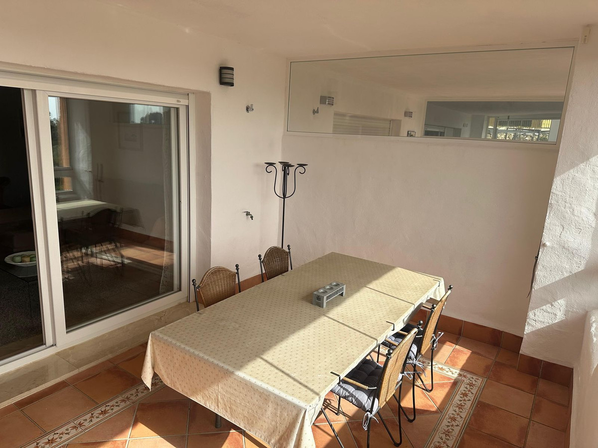 5 Bed Townhouse for sale in Cabopino Costa Del Sol, Málaga, Spain