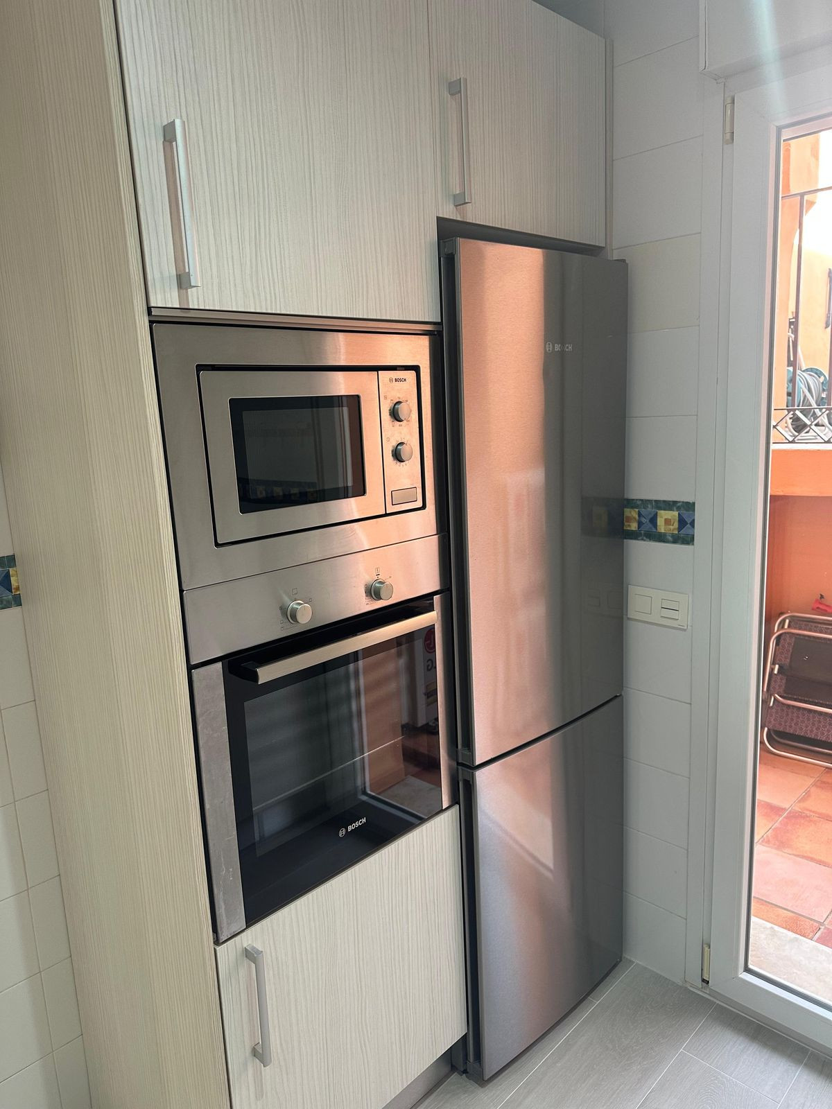 5 Bed Townhouse for sale in Cabopino Costa Del Sol, Málaga, Spain