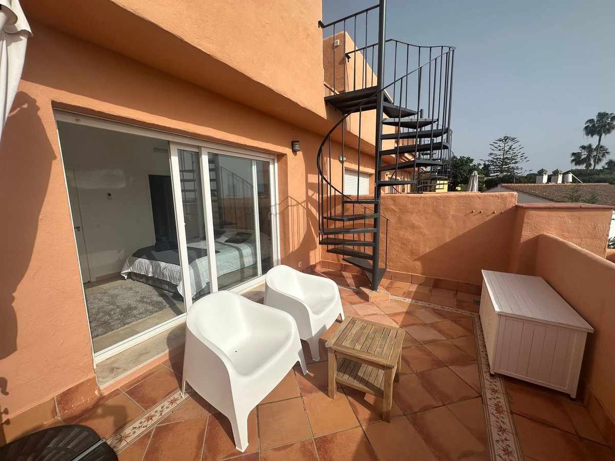 5 Bed Townhouse for sale in Cabopino Costa Del Sol, Málaga, Spain